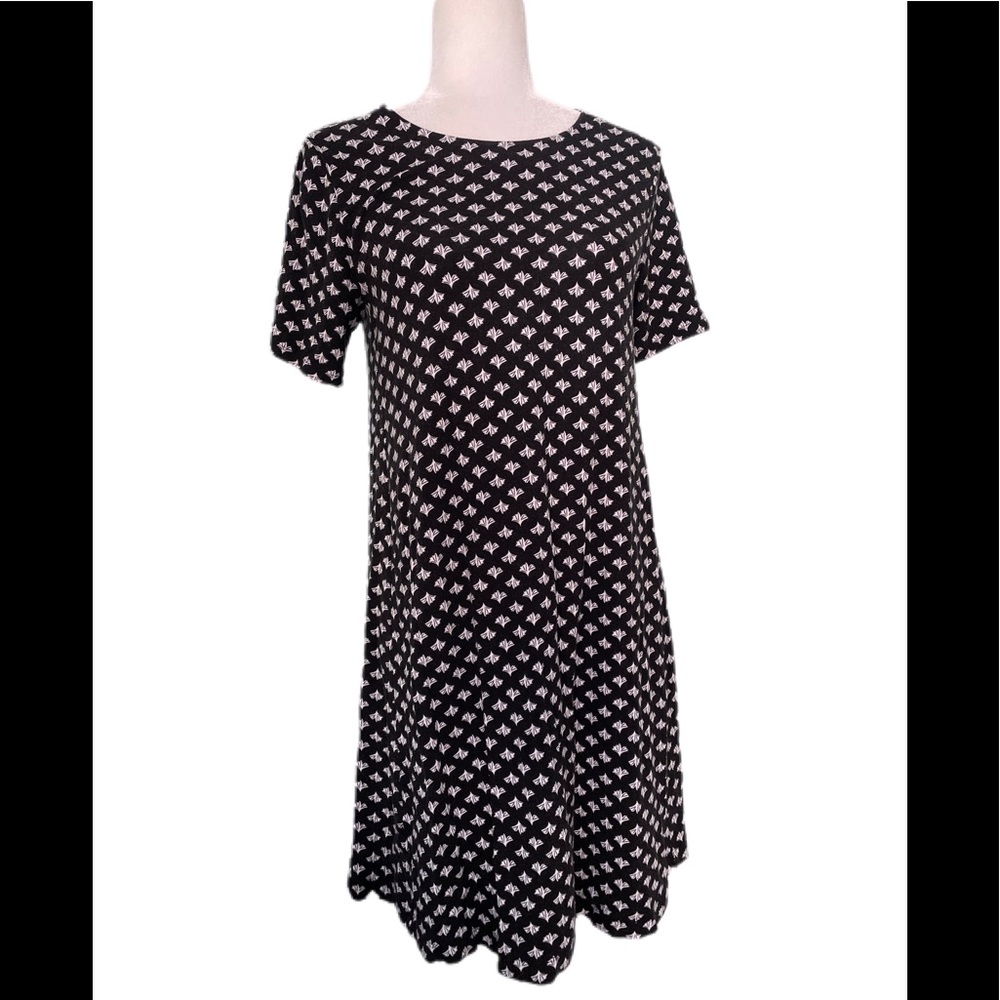 Loft black and white tee shirt shift dress size S